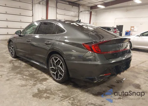 2021 Hyundai Sonata N Line z USA, uszkodzony, nr VIN 5NPEK4JC1MH127610